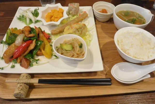 中華カフェ登竜門＆cachette
